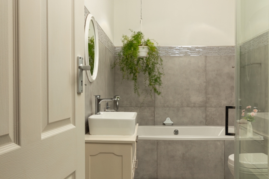 4 Bedroom Property for Sale in Velddrif Western Cape